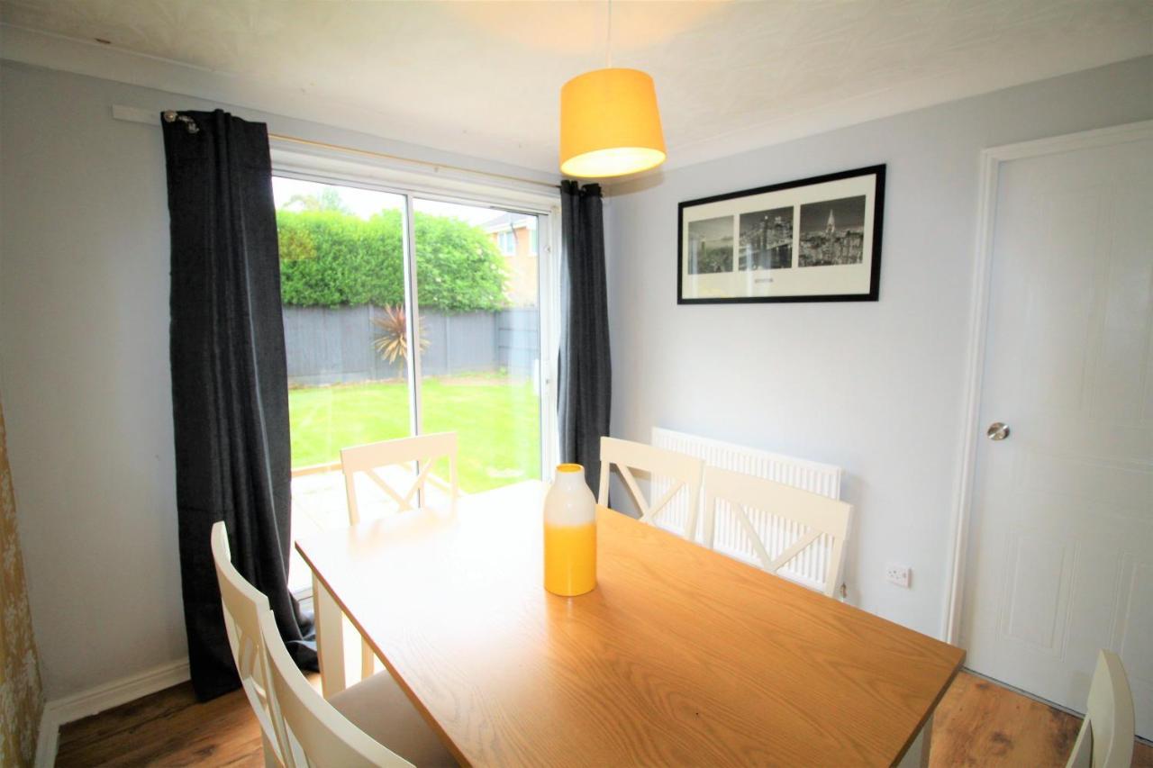 Doncaster - Warmsworth - Great Customer Feedback - 3 Bed Detached House - Private Garden & Parking Plus Garage - Quiet Cul De Sac Location - Dog Friendly - Fast Wifi - Close To Motorway Access Exterior foto